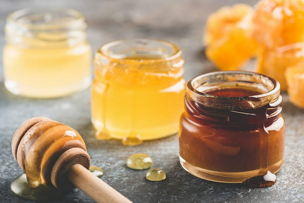تصویر 1 از قیمت عسل چهل گیاه ممتاز خوانسار + خرید باور نکردنی