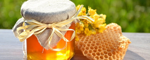 تصویر 5 از قیمت عسل گون وحشی سالار خمین + خرید باور نکردنی
