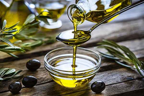 تصویر 3 از خرید روغن زیتون عمده + قیمت فروش استثنایی