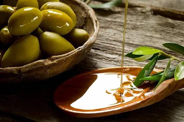 تصویر 3 از قیمت روغن زیتون شیرین + خرید باور نکردنی