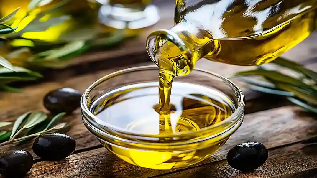 تصویر 1 از قیمت خرید روغن زیتون سیاه + فروش ویژه