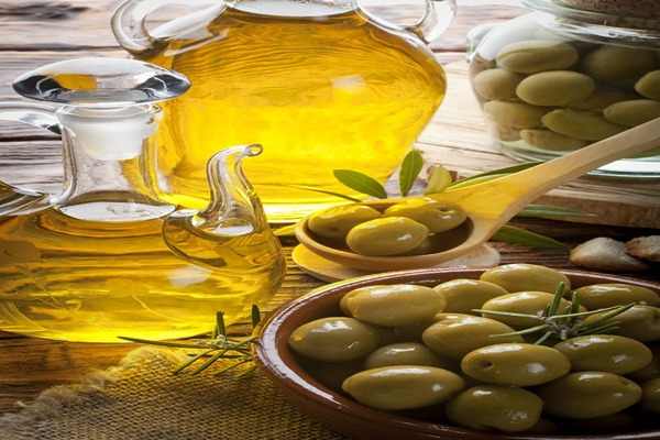 تصویر 2 از قیمت روغن زیتون لیتری با کیفیت ارزان + خرید عمده