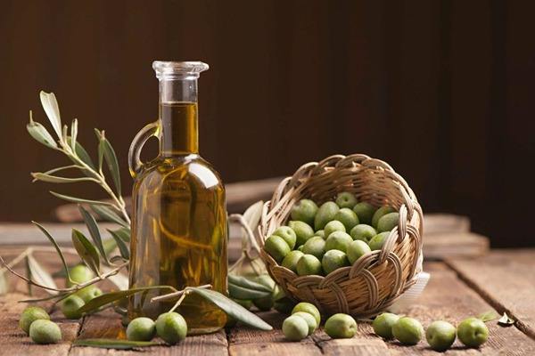 تصویر 2 از خرید روغن زیتون شیشه + قیمت فروش استثنایی