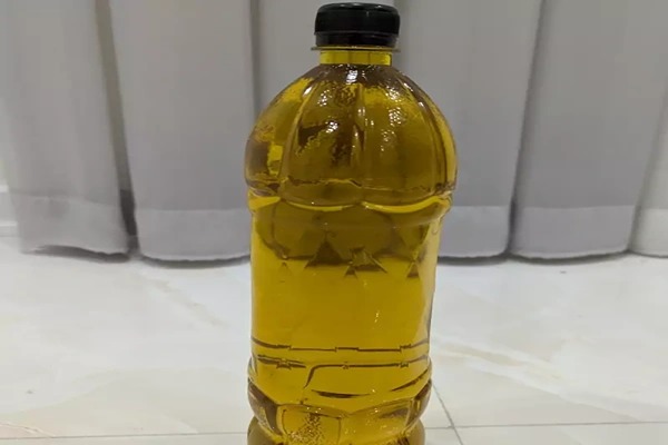 تصویر 4 از فروش روغن زیتون یک لیتری + قیمت خرید به صرفه