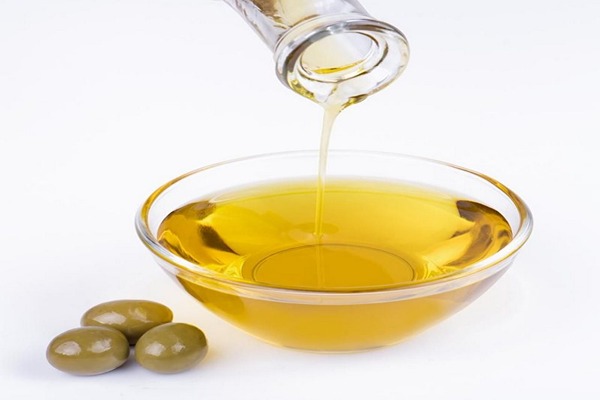 تصویر 3 از فروش روغن زیتون 1.5 لیتری + قیمت خرید به صرفه