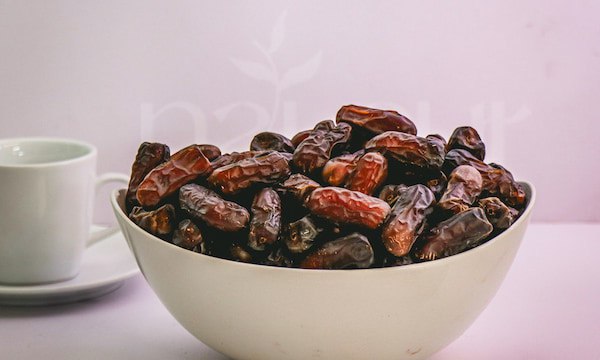 تصویر 5 از قیمت خرید خرمای مضافتی زکریا با فروش عمده