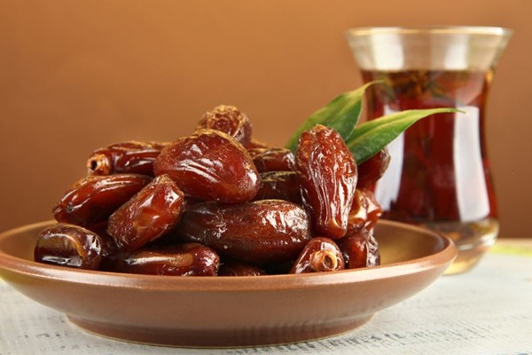 تصویر 2 از قیمت خرما مضافتی زرد با فروش عمده