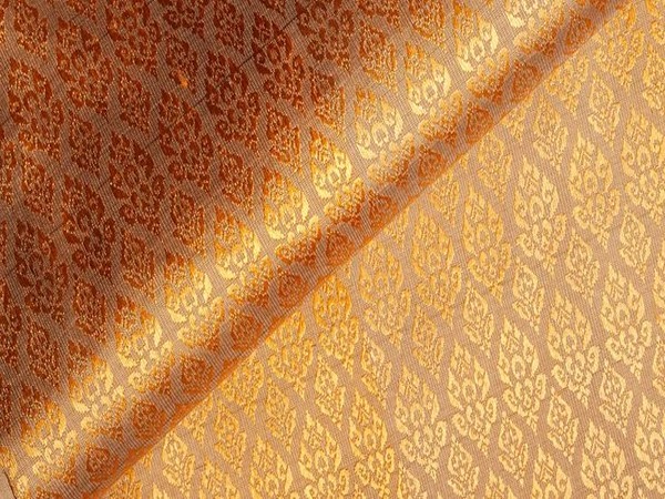 تصویر 3 از قیمت پارچه طلاکوب پرده با کیفیت ارزان + خرید عمده
