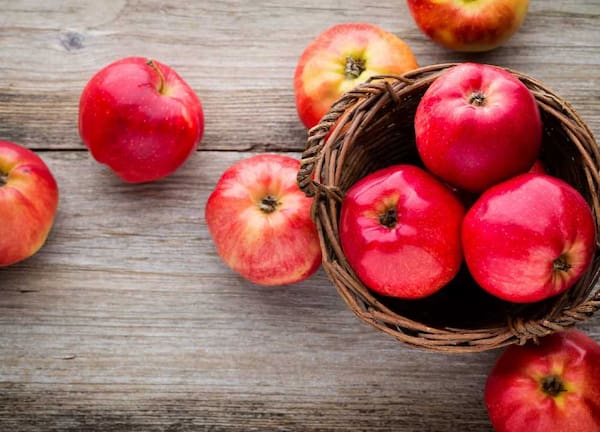 تصویر 4 از خرید سیب قرمز سمیرم + قیمت فروش استثنایی