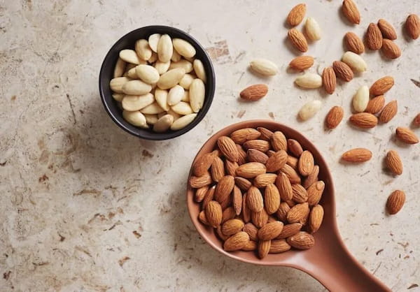 تصویر 3 از خرید و فروش بادام درختی شیرین با شرایط فوق العاده