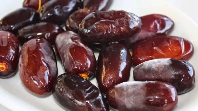 تصویر 5 از قیمت خرما کلوته جیرفت + خرید باور نکردنی