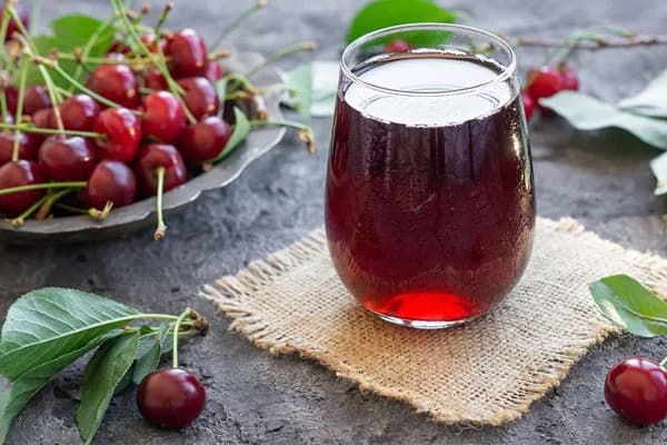 تصویر 4 از فروش آبمیوه آلبالو کوچک + قیمت خرید به صرفه