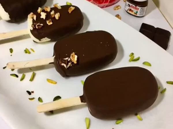 تصویر 2 از بستنی خشک چوبی استوانه‌ای جذاب و لطیف