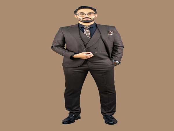 تصویر 2 از قیمت خرید کت و شلوار قد کوتاه + فروش ویژه