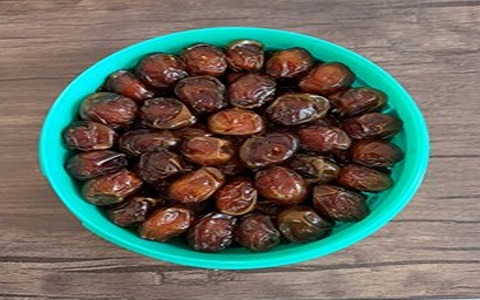 تصویر 4 از خرما خاصویی رامبد دانه ریز مناسب سرو کنار چای