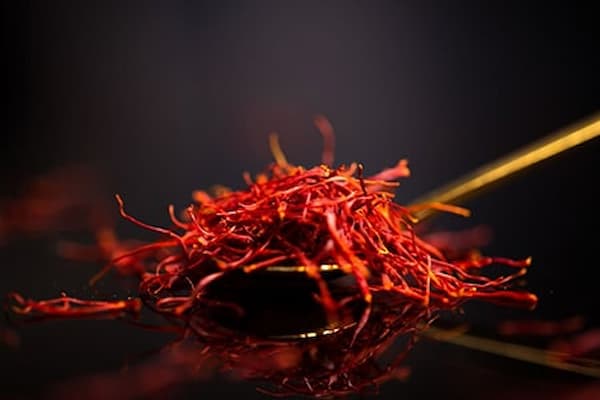 تصویر 3 از قیمت خرید زعفران سوپر نگین صادراتی با فروش عمده