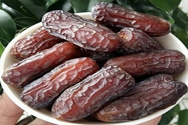 تصویر 2 از قیمت خرما پیارم عسلی + خرید باور نکردنی
