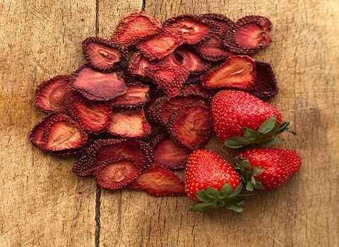 تصویر 1 از خرید و فروش توت فرنگی خشک ژله ای با شرایط فوق العاده