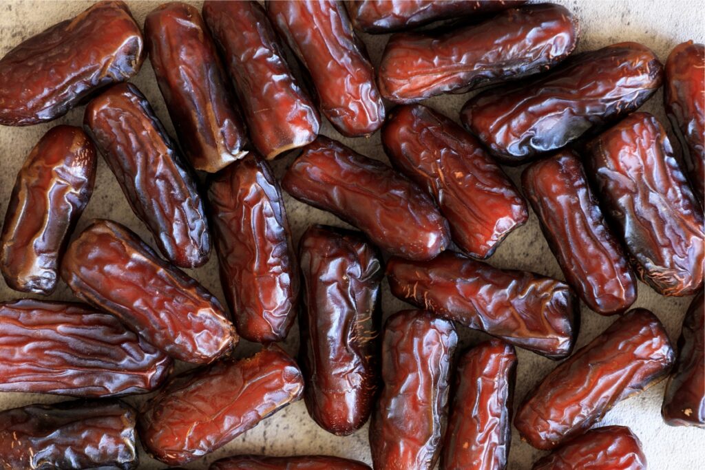 تصویر 1 از خرما پیارم درجه یک با عیار رطوبت استاندارد