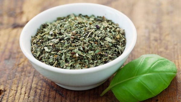 تصویر 5 از فروش سبزی ریحان خشک + قیمت خرید به صرفه
