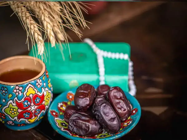 تصویر 5 از قیمت خرما مضافتی مروارید سیاه با کیفیت ارزان + خرید عمده