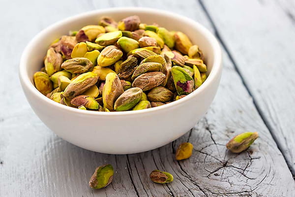 تصویر 3 از قیمت پسته فندقی زعفرانی + خرید باور نکردنی