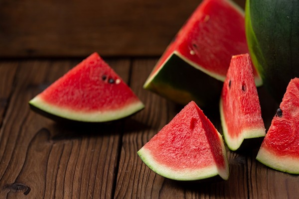 تصویر 3 از قیمت هندوانه بیضی گالاتا + خرید باور نکردنی