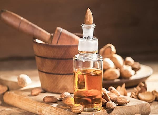 تصویر 3 از خرید و قیمت روغن بادام تلخ + فروش عمده