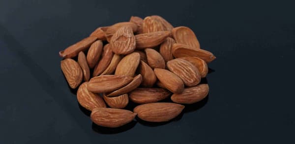 تصویر 3 از قیمت خرید مغز بادام مامایی عمده + فروش ویژه