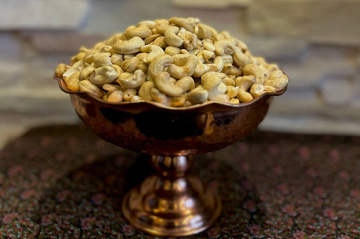 تصویر 2 از قیمت خرید بادام هندی خام + فروش ویژه