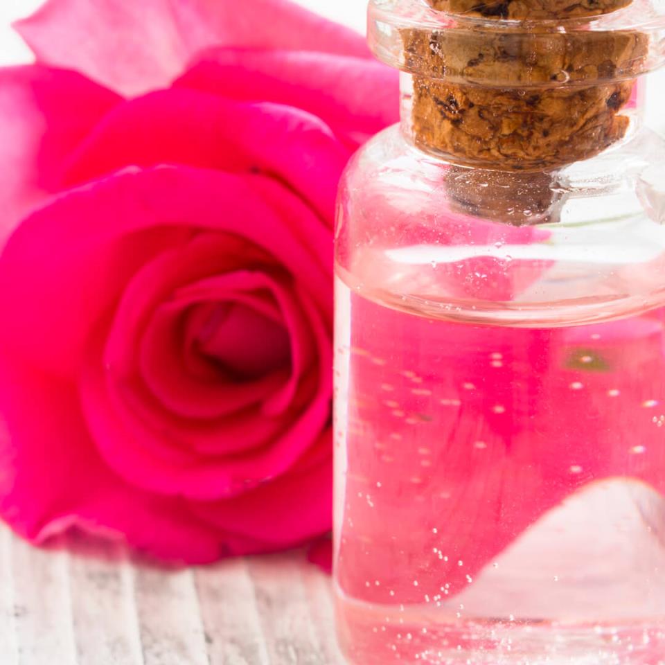 تصویر 3 از خرید و قیمت گلاب ممتاز کاشان + فروش عمده