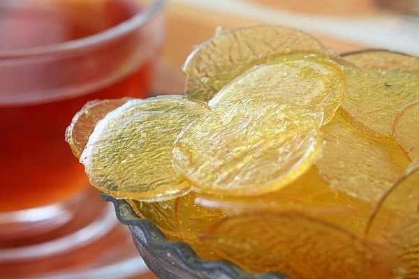 تصویر 5 از قیمت خرید ابنبات پولکی زعفرانی با فروش عمده