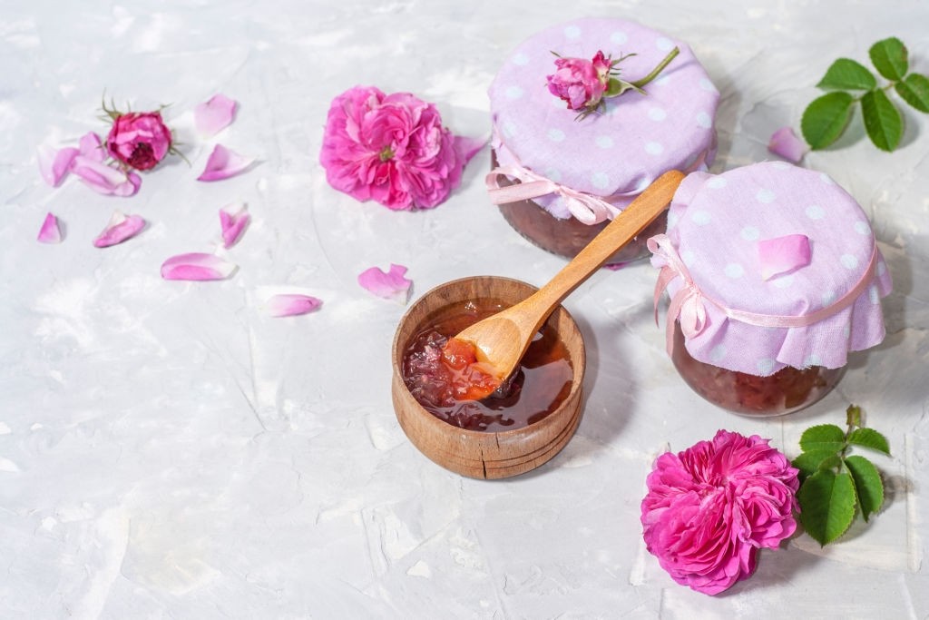 تصویر 1 از قیمت خرید مربا گل سرخ + خرید باور نکردنی