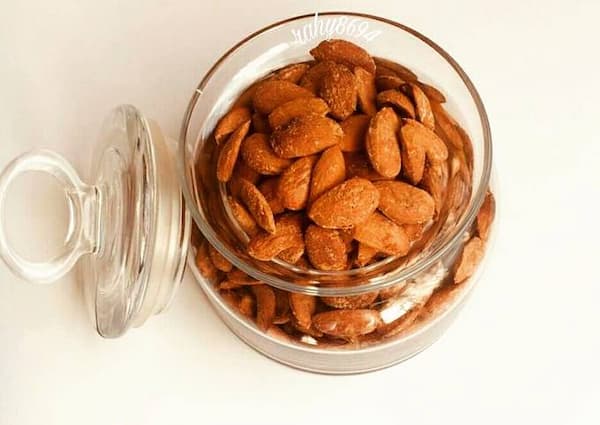 تصویر 5 از قیمت خرید بادام پوست کاغذی شور + فروش ویژه
