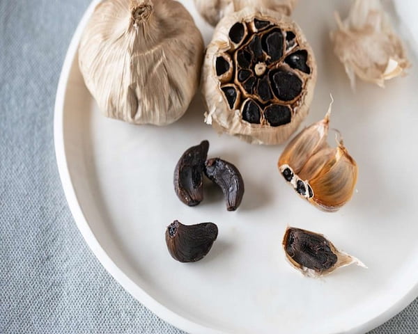تصویر 4 از خرید و فروش سیر سیاه تبریز با شرایط فوق العاده