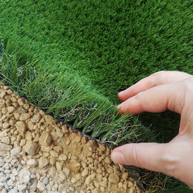 تصویر 2 از قیمت خرید چمن مصنوعی عرض یک متر با فروش عمده