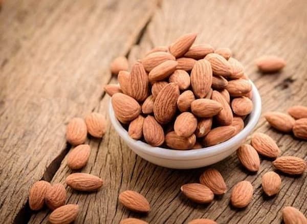 تصویر 1 از قیمت مغز بادام خام با کیفیت ارزان + خرید عمده