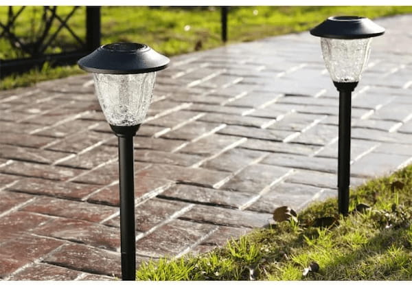 تصویر 4 از خرید چراغ ویلایی خورشیدی + قیمت فروش استثنایی