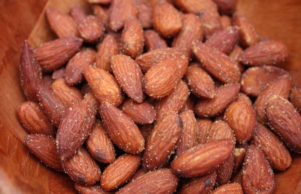 تصویر 4 از خرید صادرات مغز بادام + قیمت فروش استثنایی