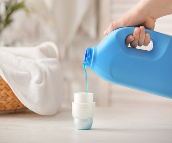 تصویر 2 از خرید مایع لباسشویی لباس مشکی + قیمت فروش استثنایی