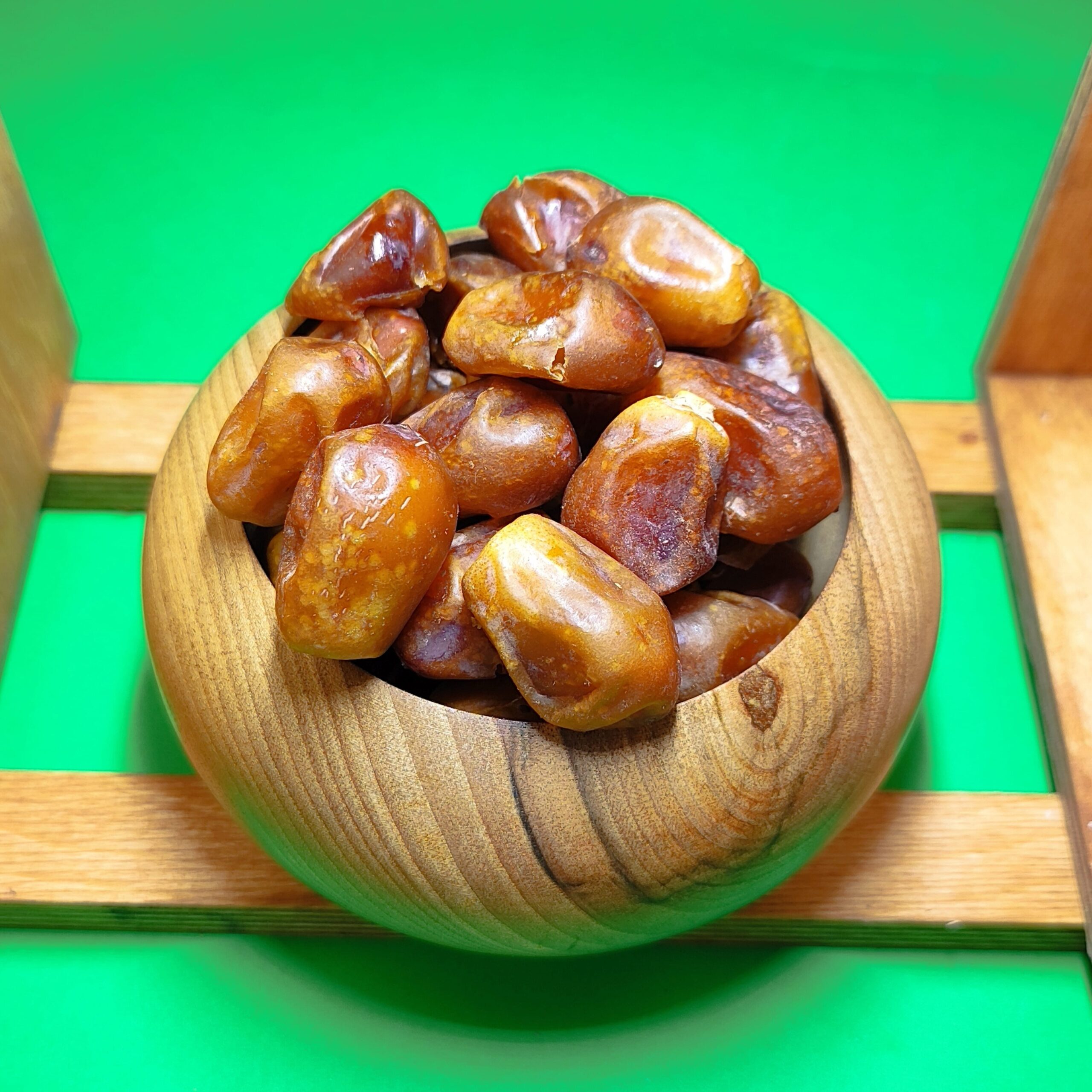 تصویر 1 از خرما زاهدی قیروکارزین با کیفیت درجه یک