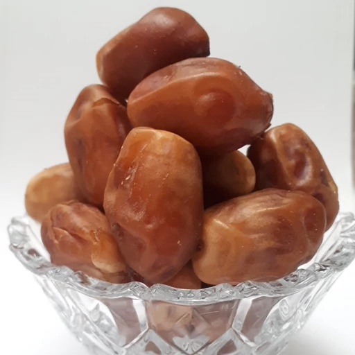 تصویر 3 از خرما زاهدی فامیلا مناسب میز پذیرایی
