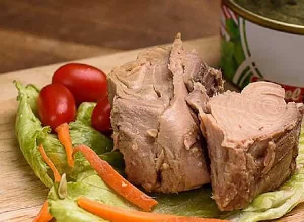 کنسرو تن ماهی شبنم با روغن تصفیه‌ شده و نمک متعادل