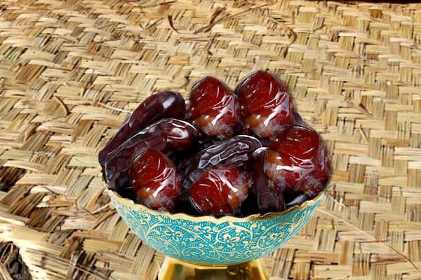تصویر 1 از قیمت خرید خرما زاهدی خشک با فروش عمده