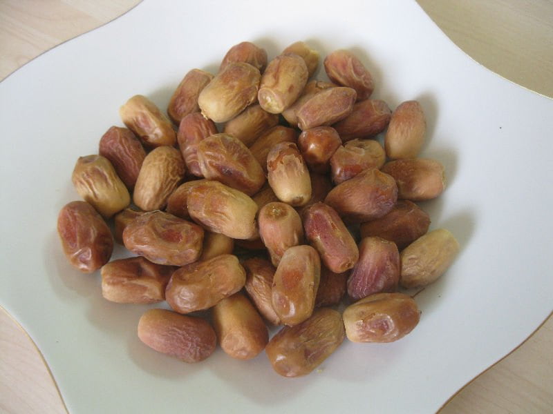 تصویر 4 از قیمت خرید خرما زاهدی کارتونی + فروش ویژه