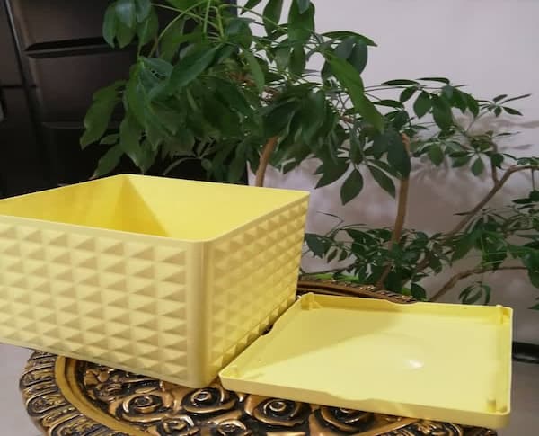 تصویر 5 از خرید و فروش گلدان پلاستیکی مربعی بزرگ با شرایط فوق العاده