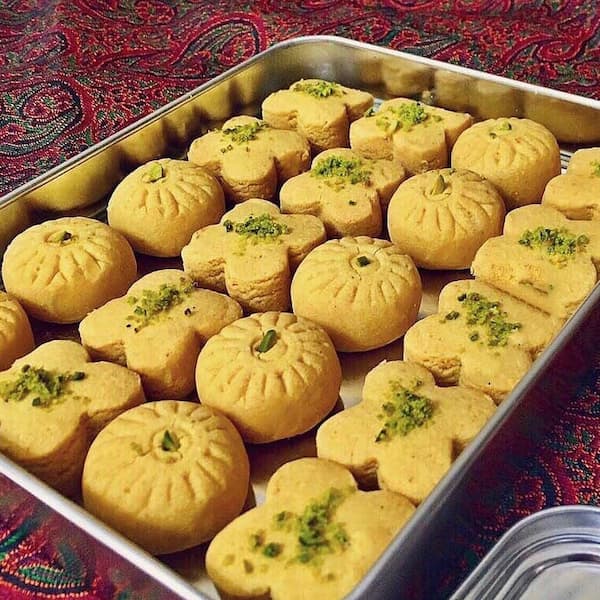 تصویر 2 از قیمت خرید شیرینی نخود چی تازه + فروش ویژه