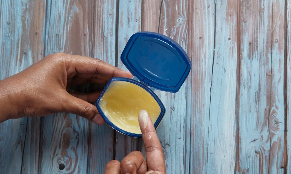 تصویر 5 از خرید و قیمت وازلین ضد التهاب + فروش عمده