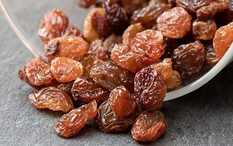 تصویر 1 از خرید کشمش یاقوتی + قیمت عالی باکیفیت