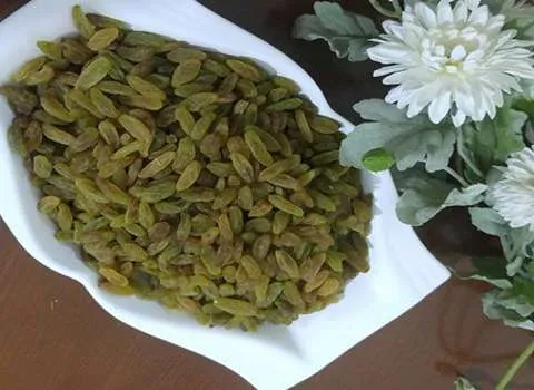 تصویر 4 از خرید کشمش سبز کاشمری + قیمت فروش استثنایی